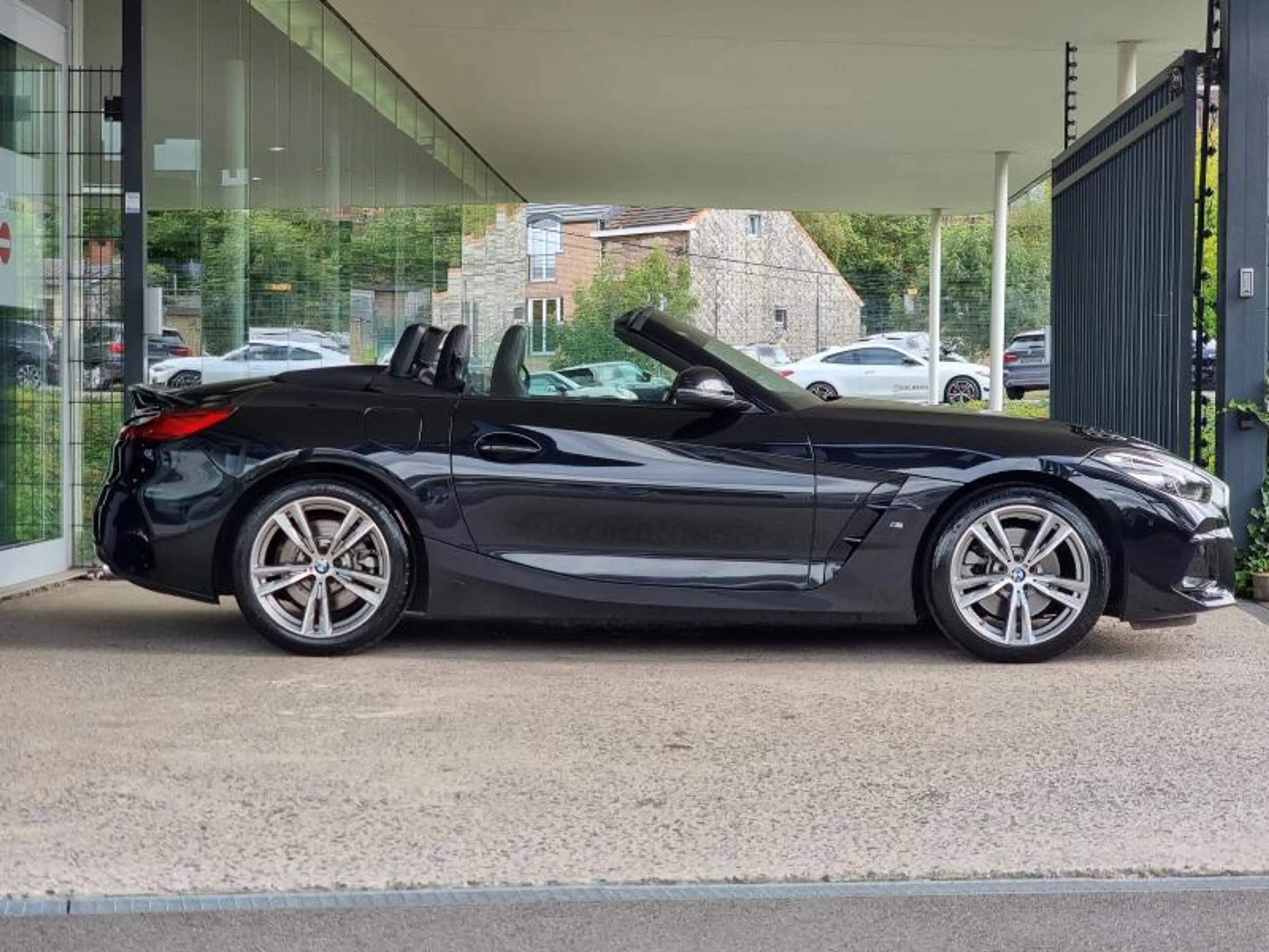 BMW Z4 sDrive 20i M Sport — photo 4
