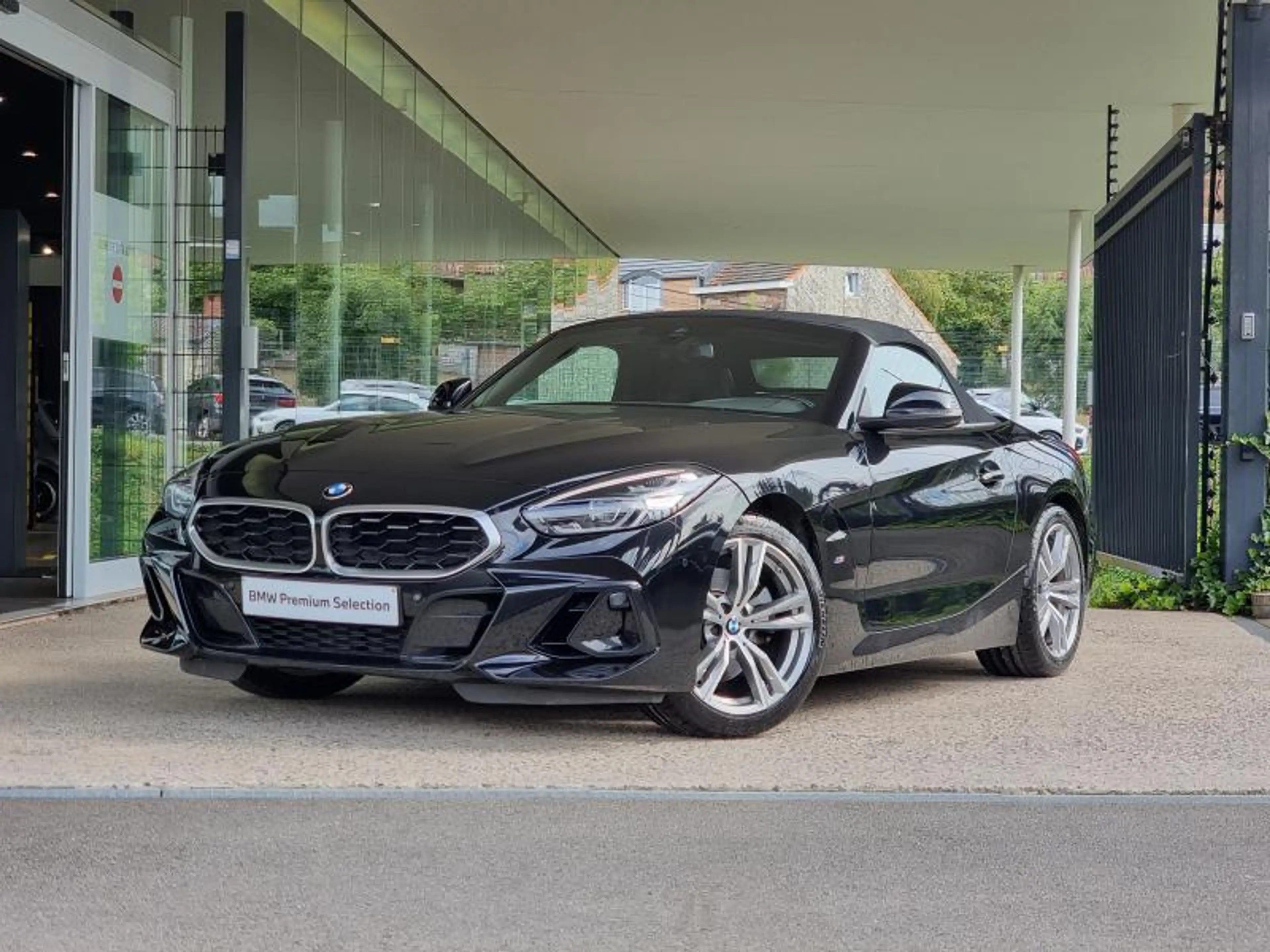 BMW Z4 sDrive 20i M Sport — photo 2