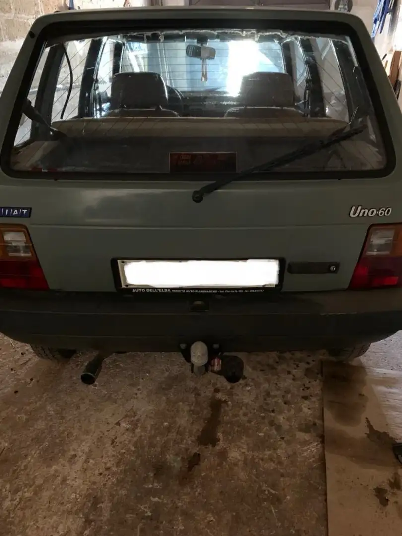 Fiat Uno 5p 1.1 60cv Grün - 2