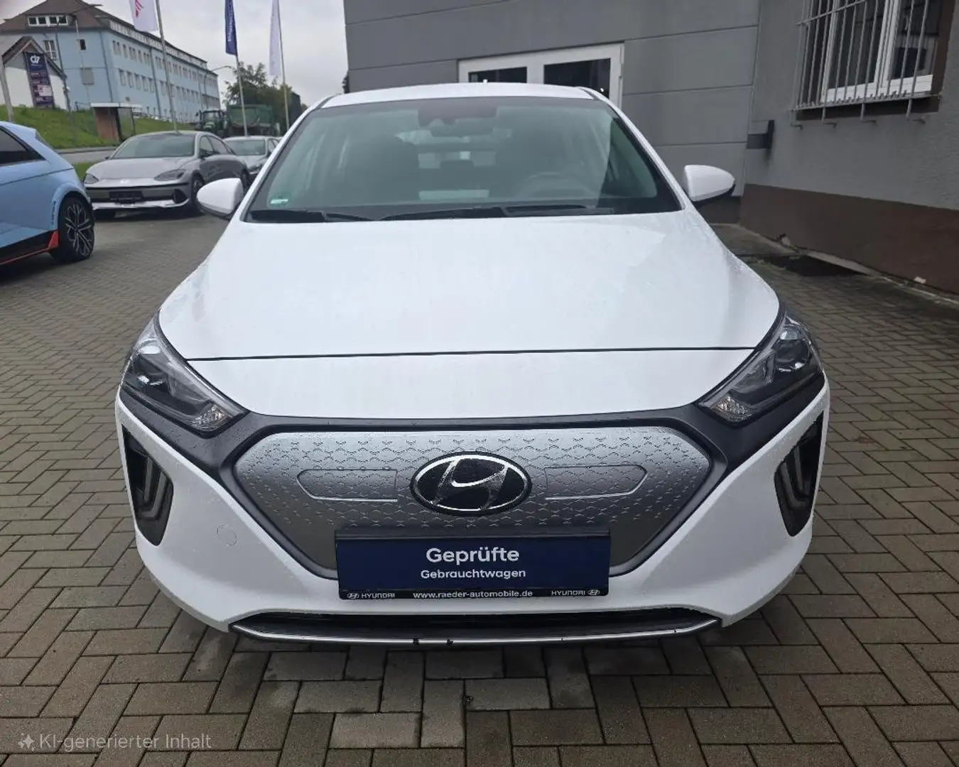 Hyundai IONIQ Elektro 26 KW Aktion 2.99% 131.- Rate Bianco - 2