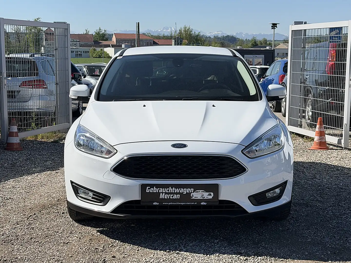 Ford Focus 1,0 EcoBoost Trend Weiß - 2