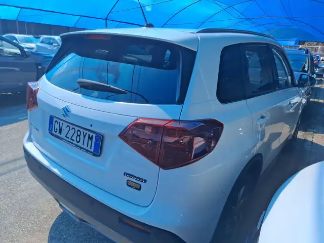Suzuki Vitara view 15