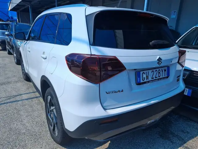 Suzuki Vitara view 2