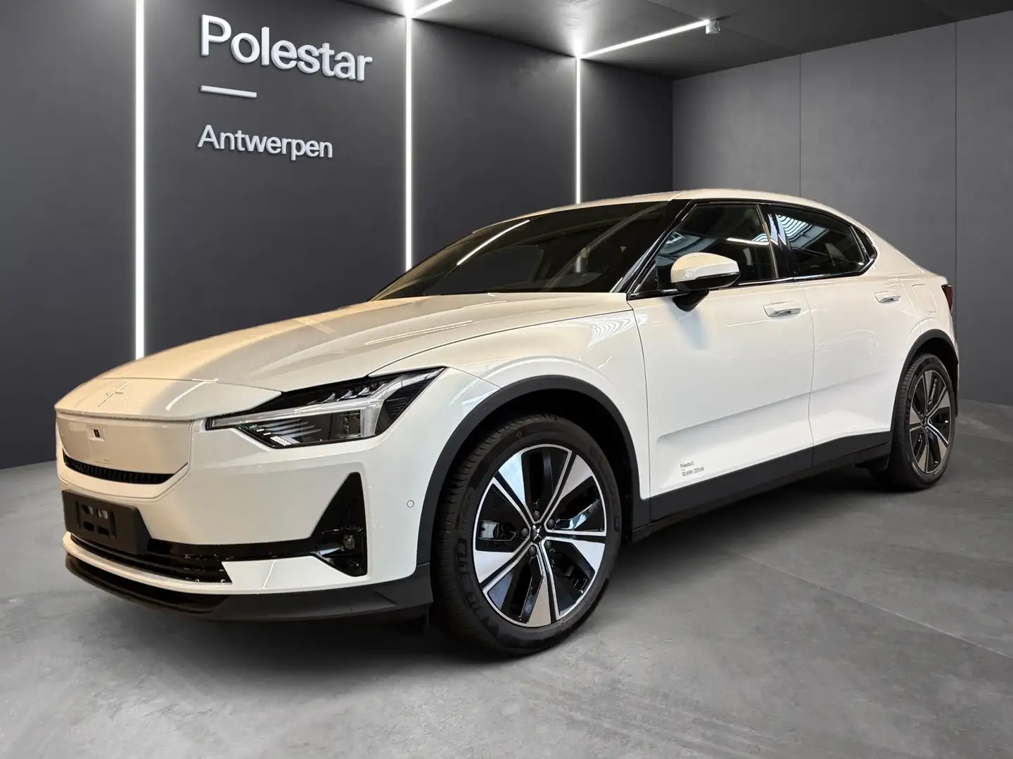 Polestar 2 Polestar 2 LRSM pilot Wit - 1