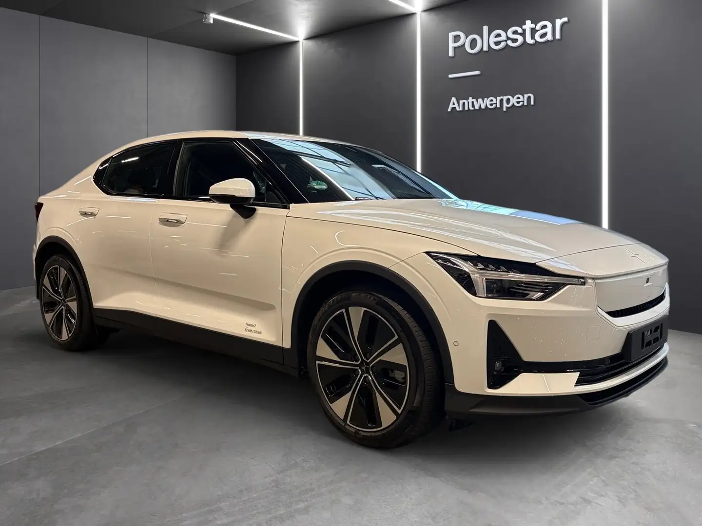 Polestar 2 Polestar 2 LRSM pilot Wit - 2