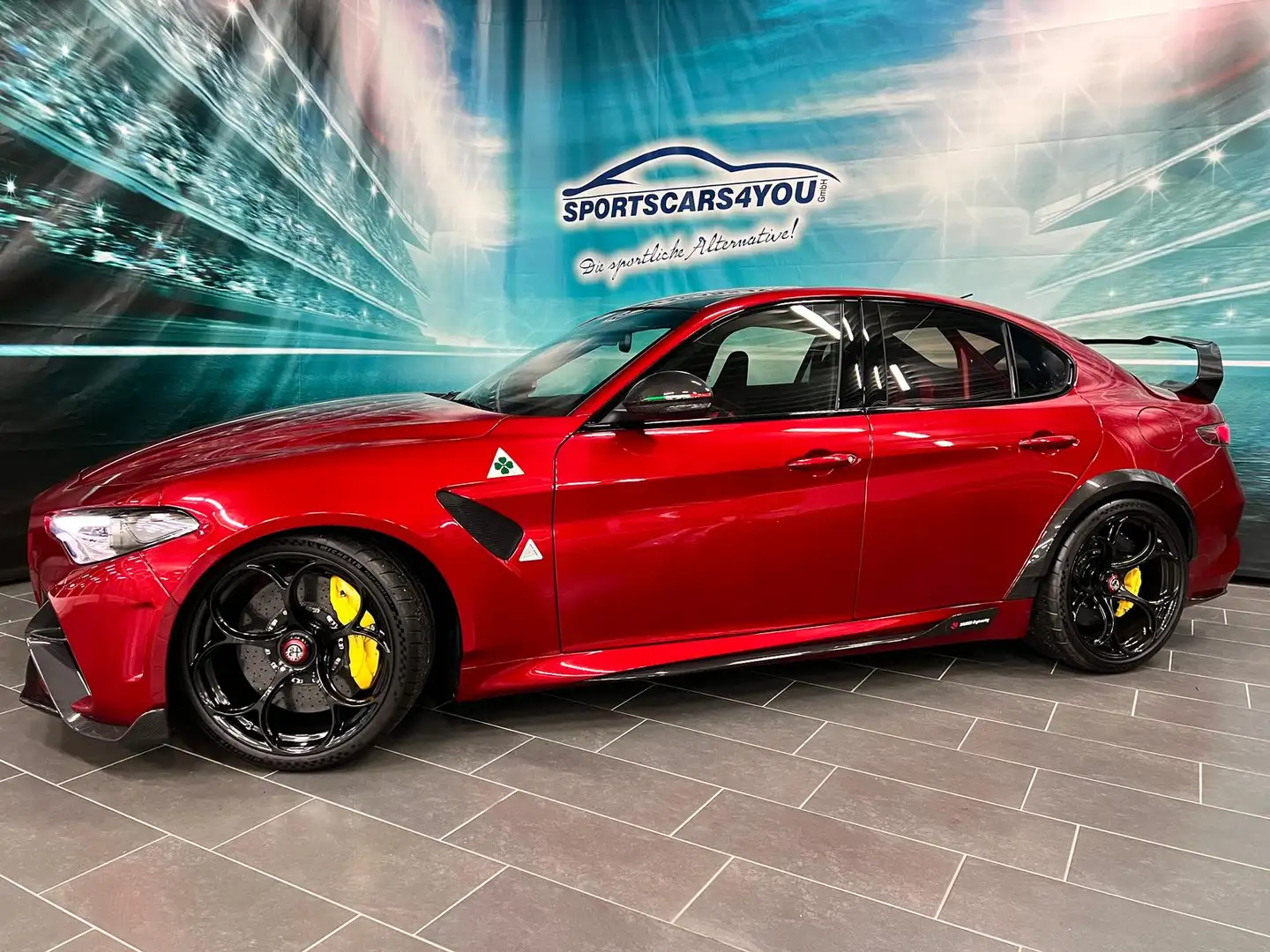 Alfa Romeo Giulia GTAm Nr. 24 von 500, Rennzubehör, NEU Rouge - 2