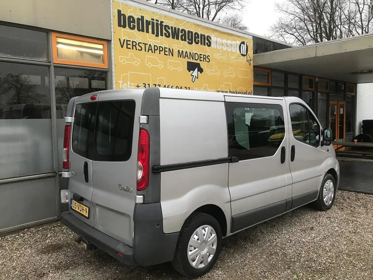 Renault Trafic 2.0 dCi 90 Euro 4 L1H1 DC 5-Pers Airco Trekhaak Argent - 2