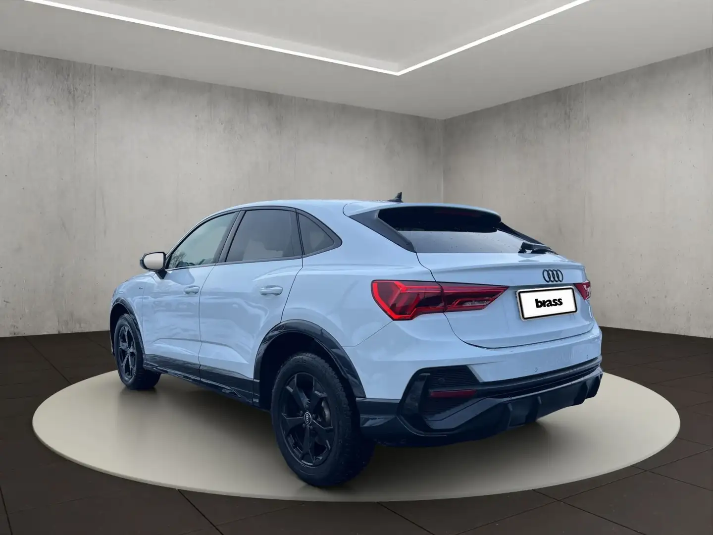 Audi Q3 S line 35 TDI S tronic Blanc - 2