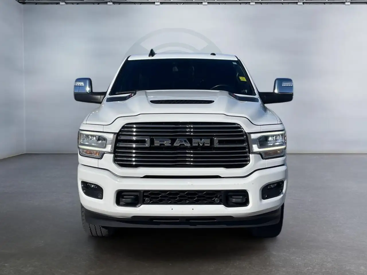 RAM 2500 снимка RAM 2500