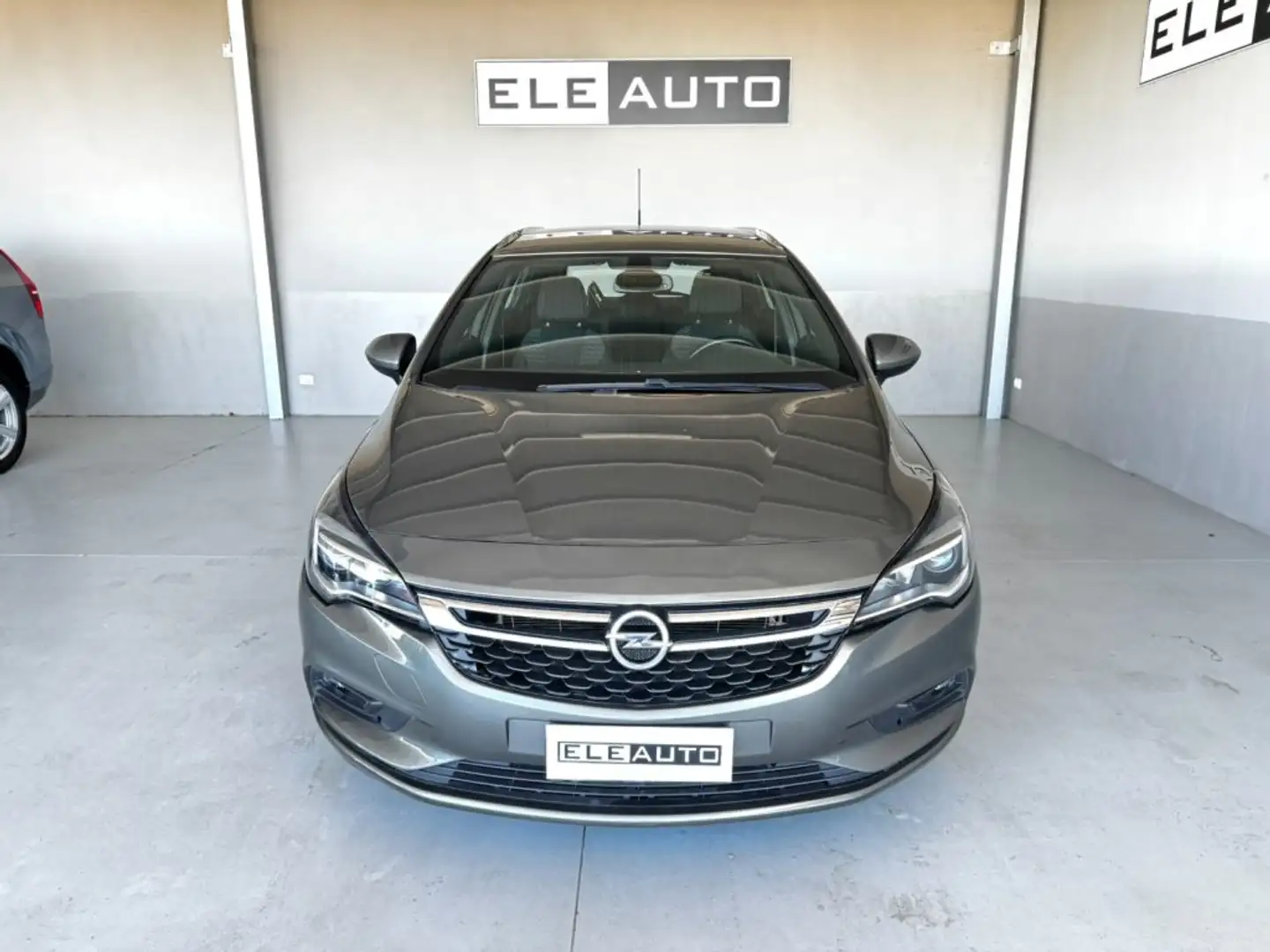 Opel Astra 1.4 Turbo 150CV Aut S&S Sports Tourer Dynamic Grigio - 2