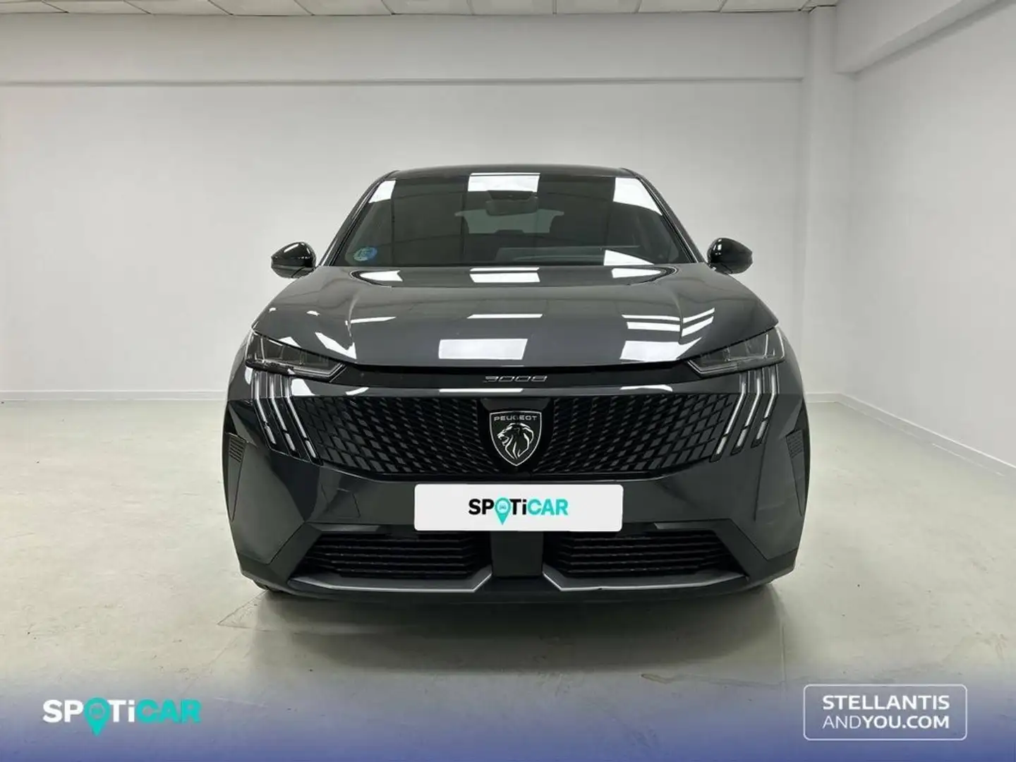 Peugeot 3008 1.2 100KW eDCS6 Allure Grau - 2