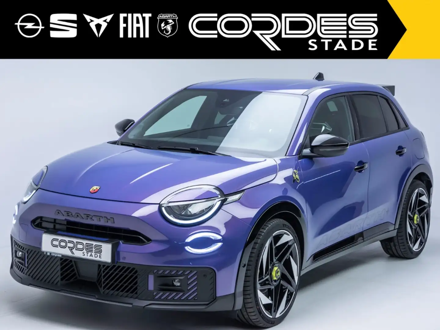 Abarth Scorpionissima Automatik Kamera PDC 207KW (NW136) Violet - 2
