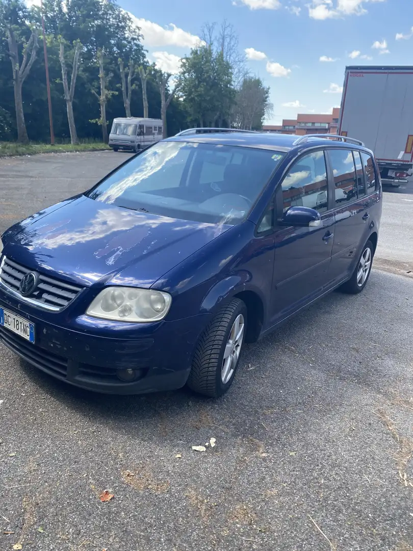 Volkswagen Touran 2.0 tdi Trendline 140cv dsg - 1