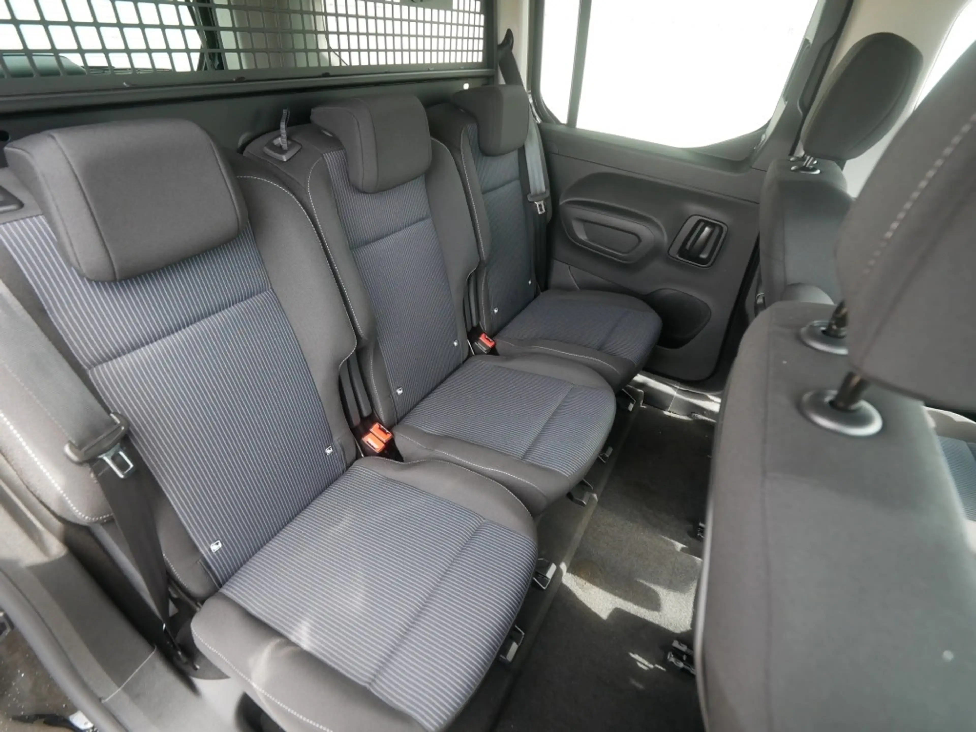 Fiat Doblo KOMBI N1 XL L2 1.5 BLUEHDI 130PS AT8 COMFORT TECHN — photo 14