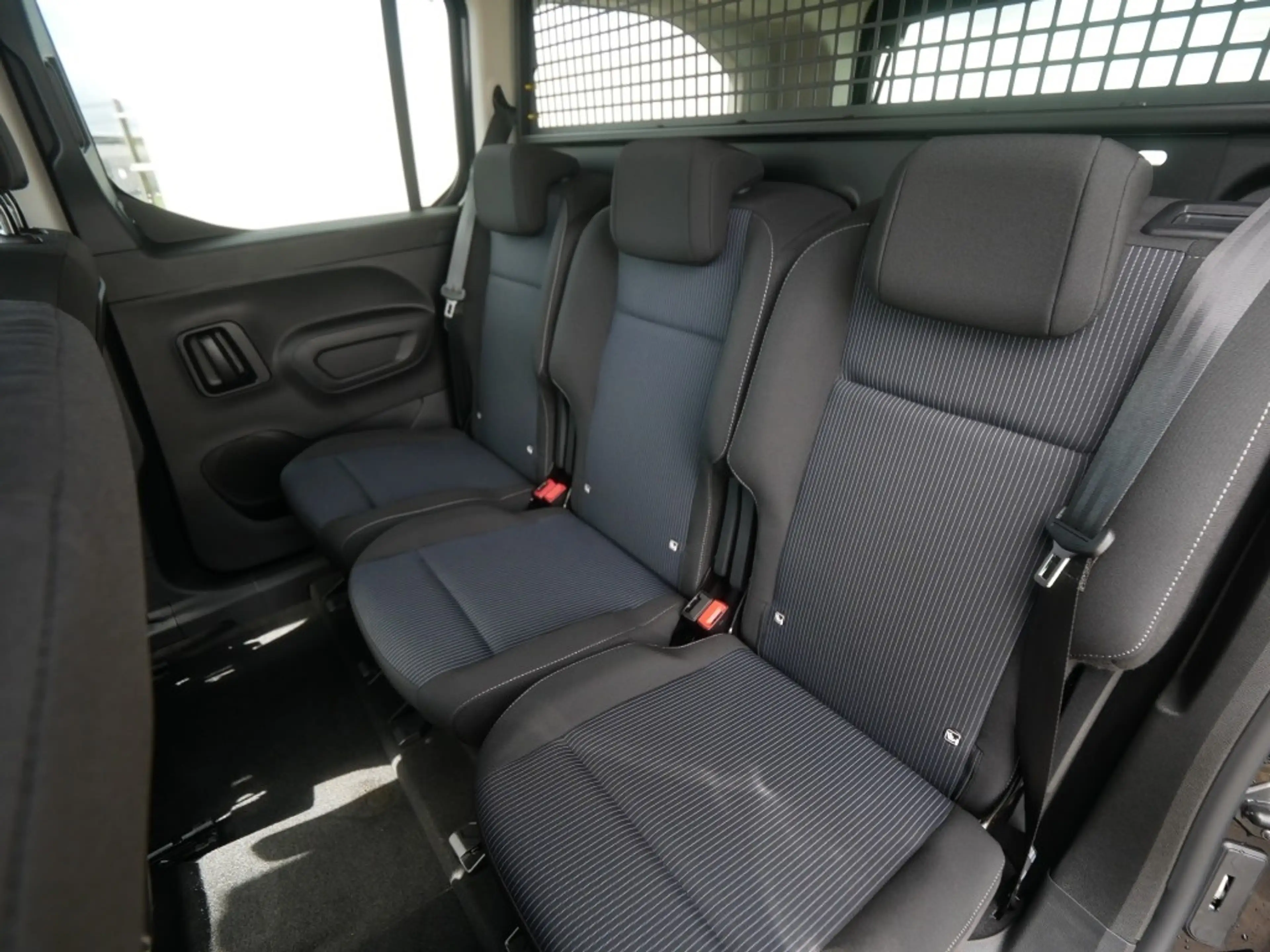 Fiat Doblo KOMBI N1 XL L2 1.5 BLUEHDI 130PS AT8 COMFORT TECHN — photo 11