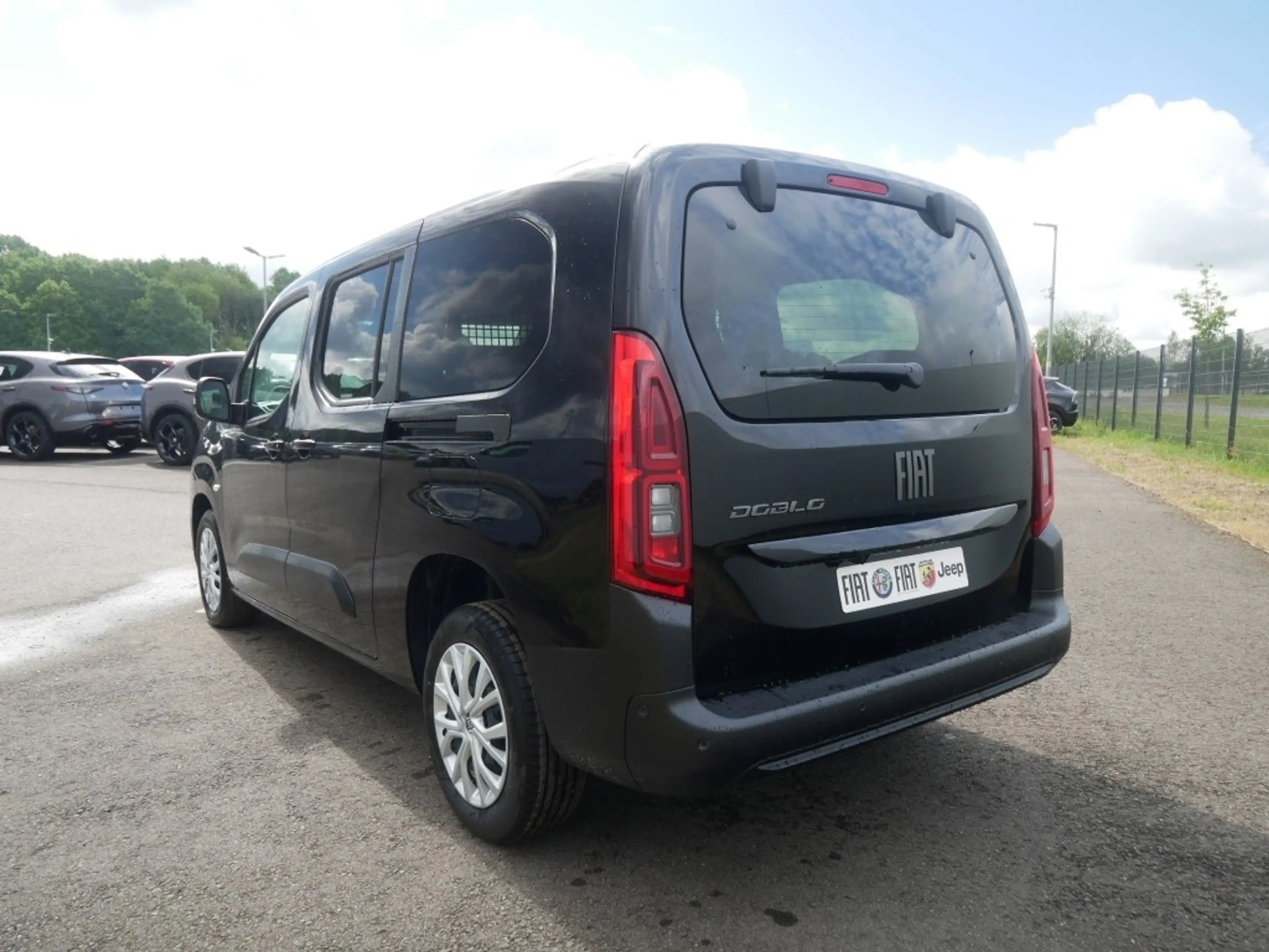 Fiat Doblo KOMBI N1 XL L2 1.5 BLUEHDI 130PS AT8 COMFORT TECHN — photo 5