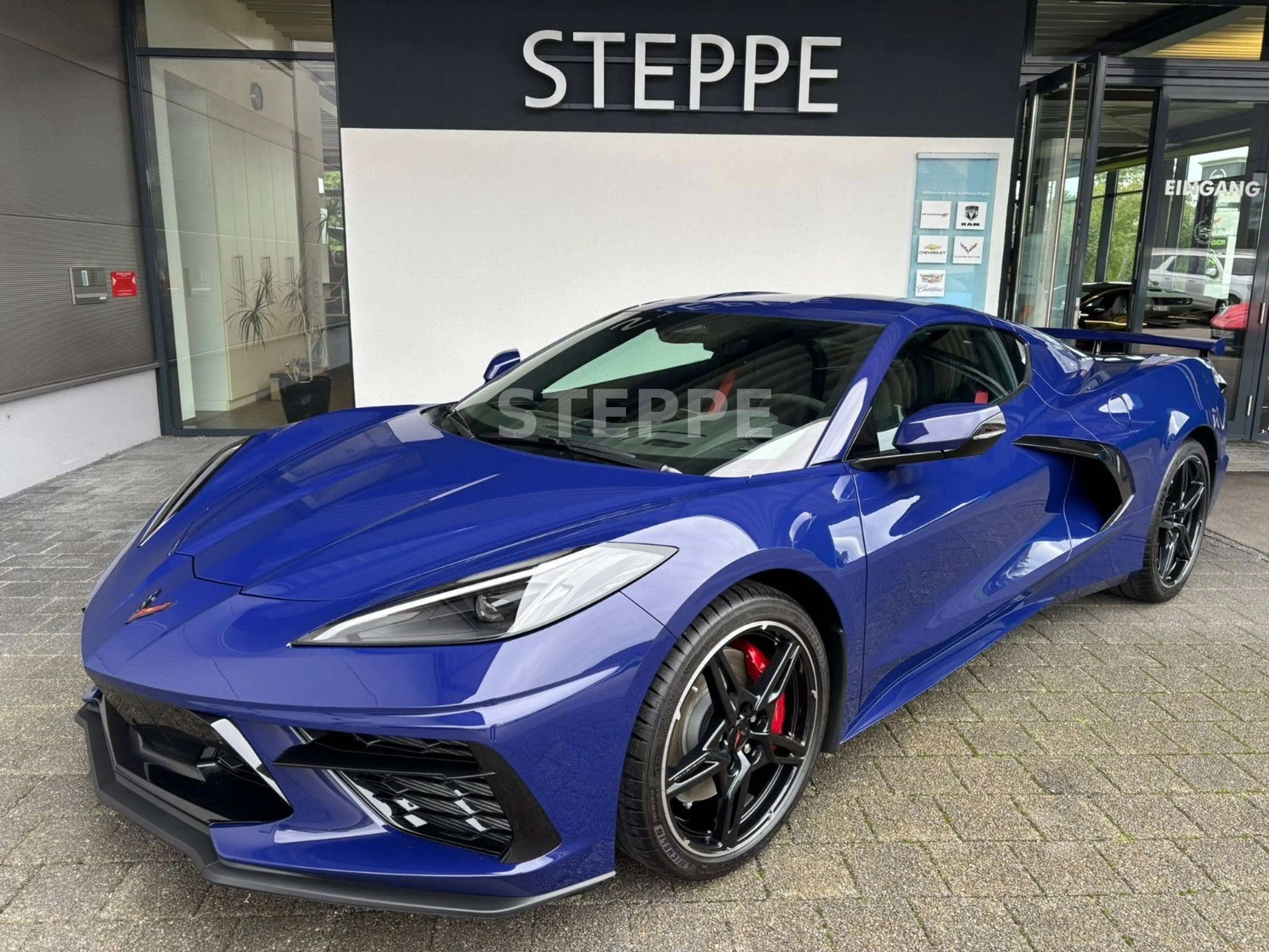 Corvette C8 Stingray Coupe 2025 3LT EUModell STEPPE
