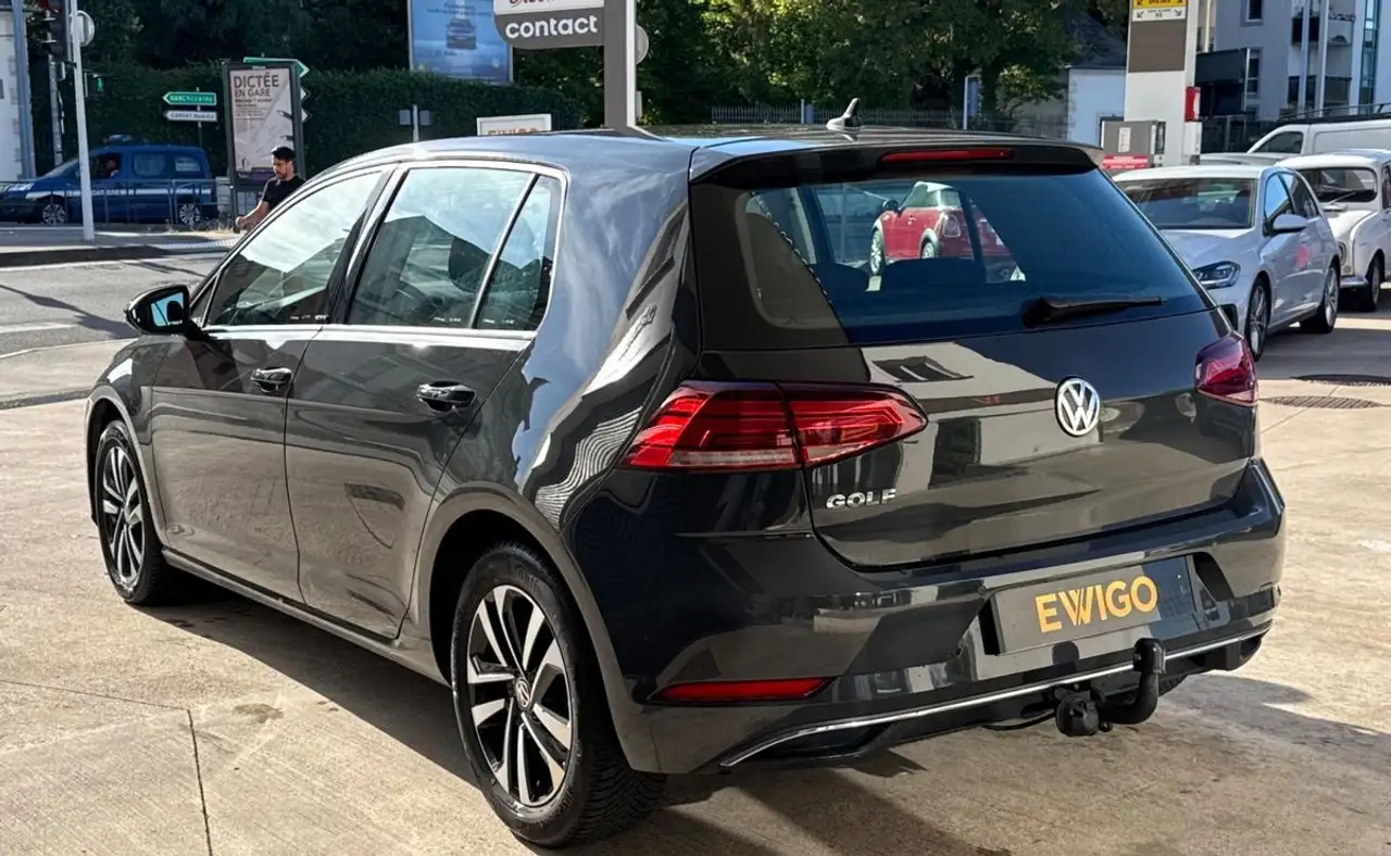 Volkswagen Golf Standard Model — photo 5