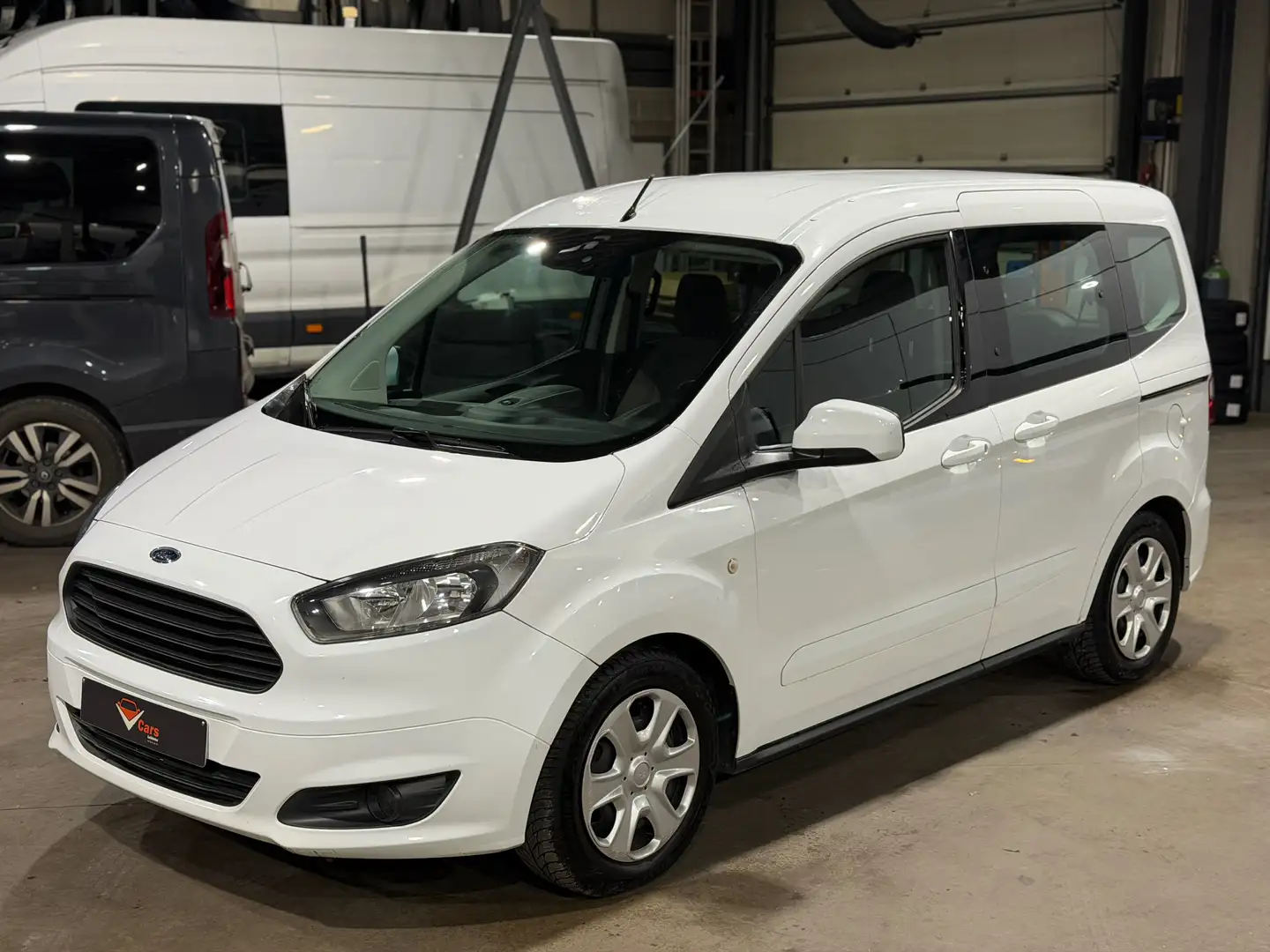 Ford Tourneo Courier Tourneo Courier 1.0 EcoBoost Sport Weiß - 1