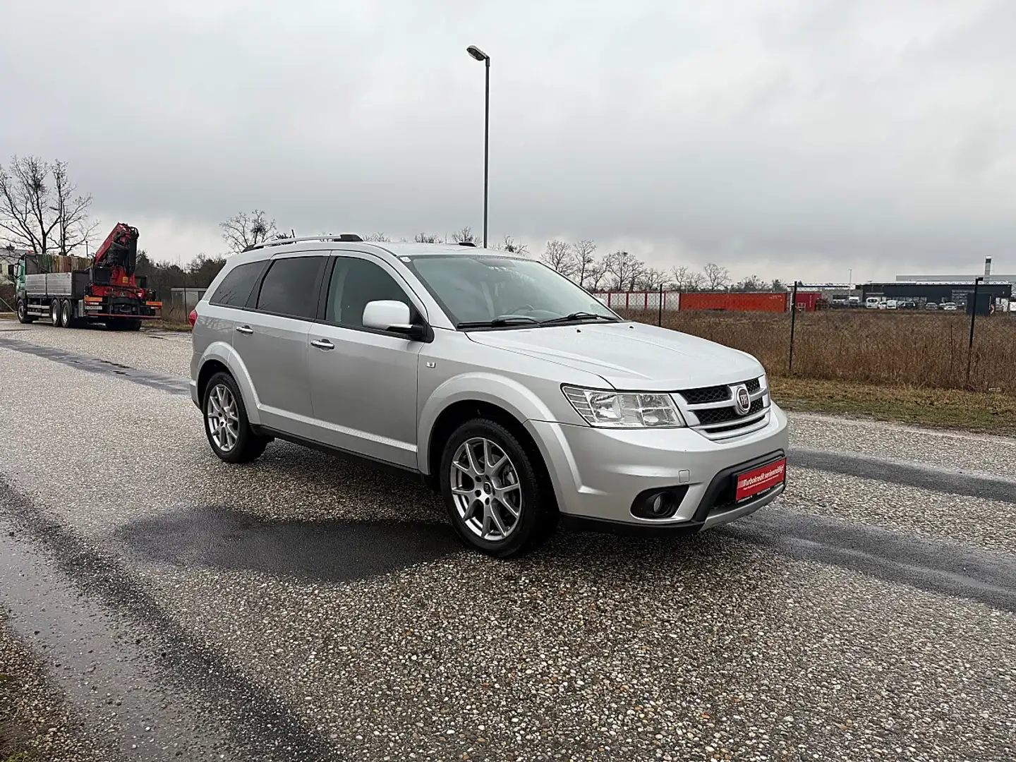 Fiat Freemont 2,0 Multijet II 170 Lounge AWD Aut. **7 Sitzer** Silber - 2