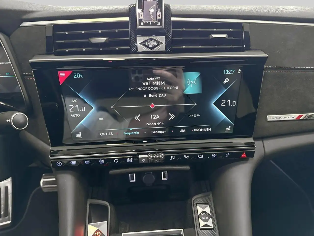 DS Automobiles DS 9 2022 — фото 11