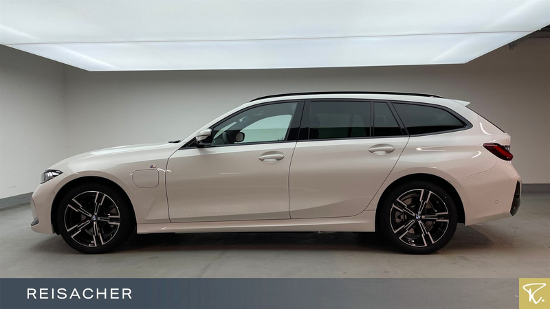 BMW 330 e A Tou M-Sport,LC+,Pano,AHK,ACC,DA,PA,RFK, — photo 9