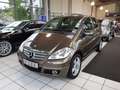 Mercedes-Benz A 180 AVANTGARDE PTS KIMA SHZ NEBEL TEILLEDER Brun - thumbnail 1