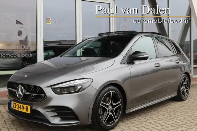Mercedes-Benz B 200 B200 163PK AUTOMAAT AMG NIGHT Panodak | Trekhaak |