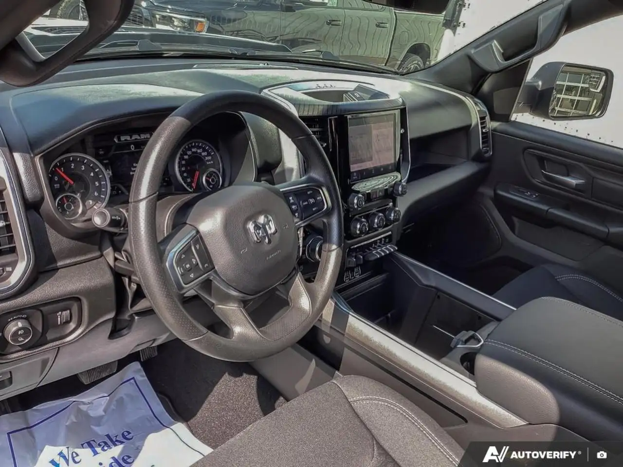 RAM 1500 снимка RAM 1500