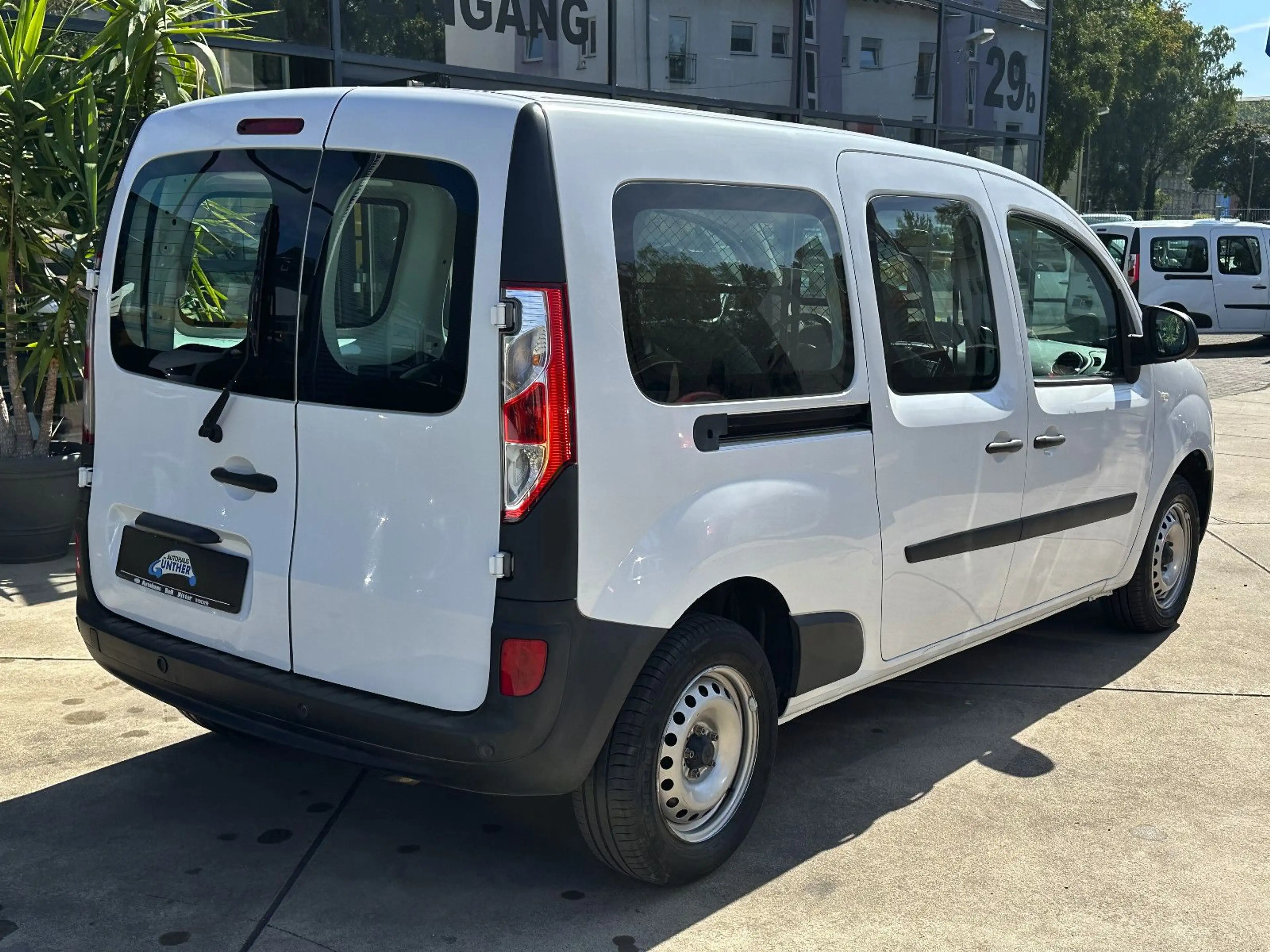 Renault Kangoo Maxi *Radio*2 Sitzer*wenig KM — photo 4