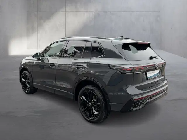 Volkswagen Tiguan R-Line TDI 4MOTION DSG Ansicht 3