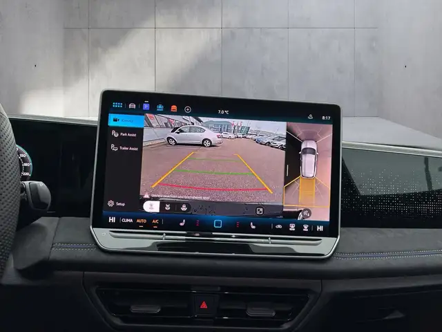 Volkswagen Tiguan R-Line TDI 4MOTION DSG Ansicht 18