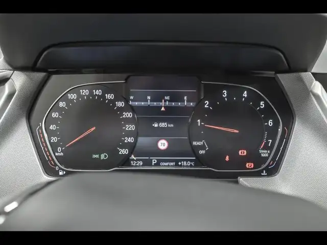 BMW 1 Series view 10