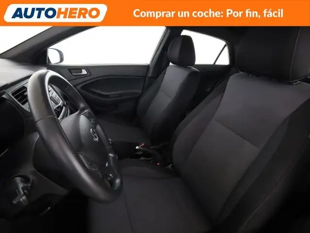 Hyundai i20 view 11