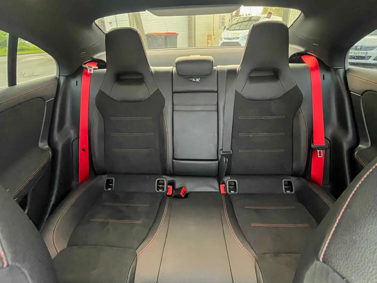 Mercedes-Benz CLA 35 AMG 4Matic Speedshift 7G-DCT - 1