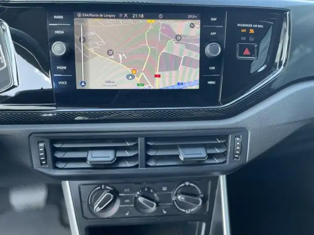 Volkswagen Polo view 9
