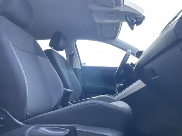 Volkswagen Polo view 4