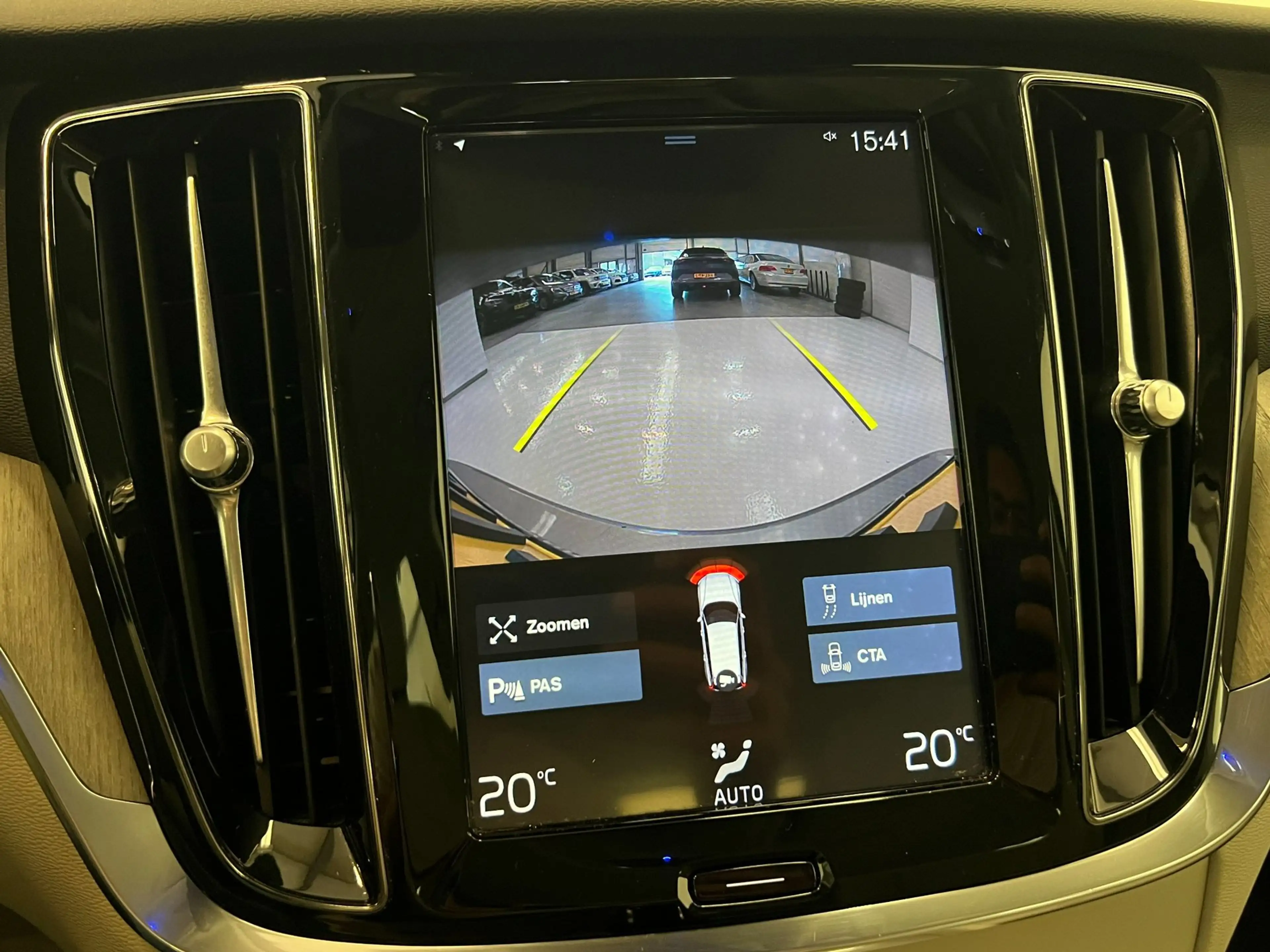 Volvo V60 2.0 D3 / BTW / CarPlay / Memory / Leder / Keyless — photo 13