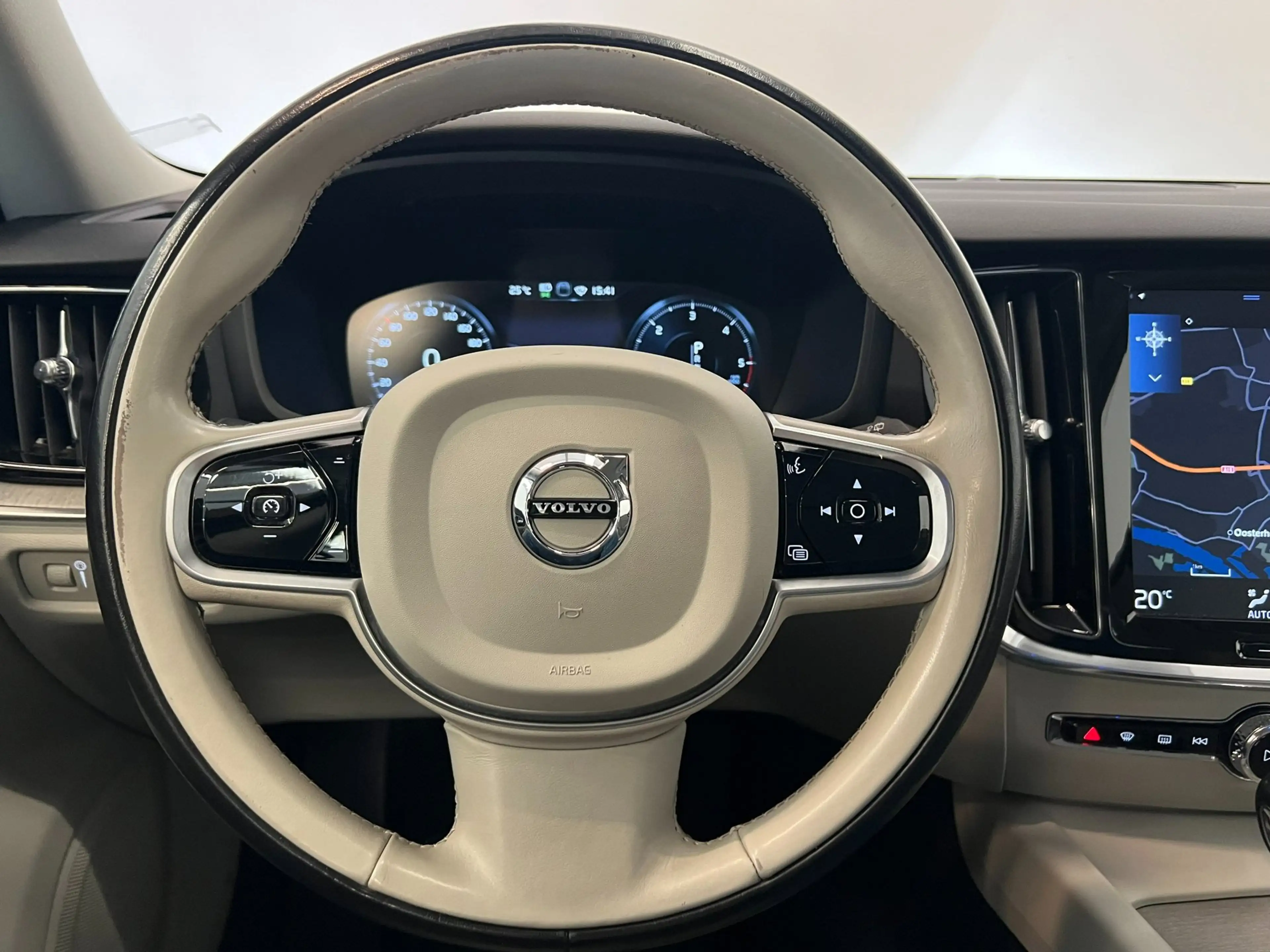 Volvo V60 2.0 D3 / BTW / CarPlay / Memory / Leder / Keyless — photo 9