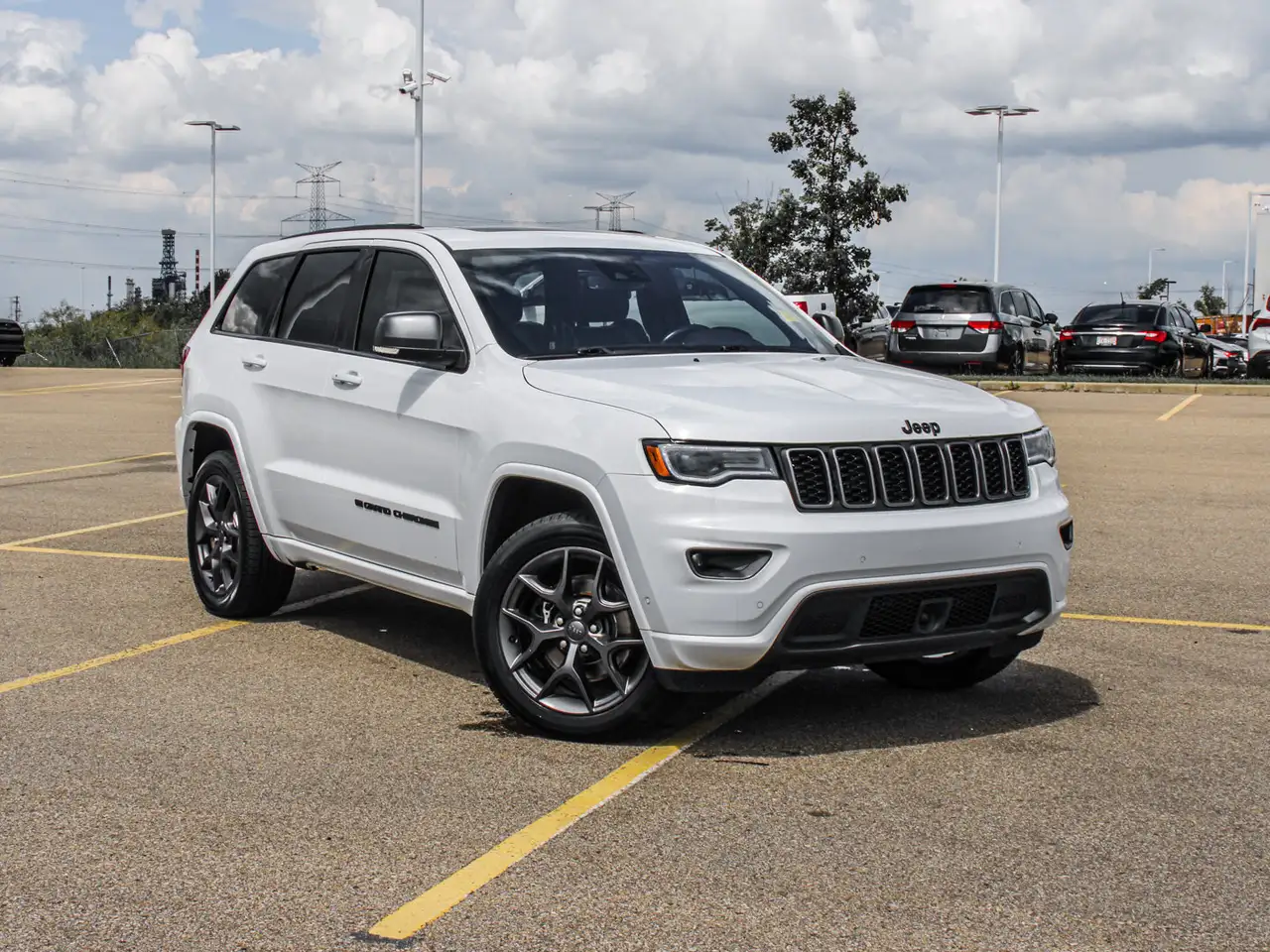 Jeep Grand Cherokee photo Jeep Grand Cherokee