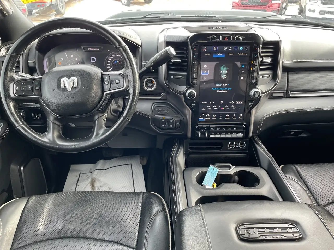 RAM 2500 снимка RAM 2500