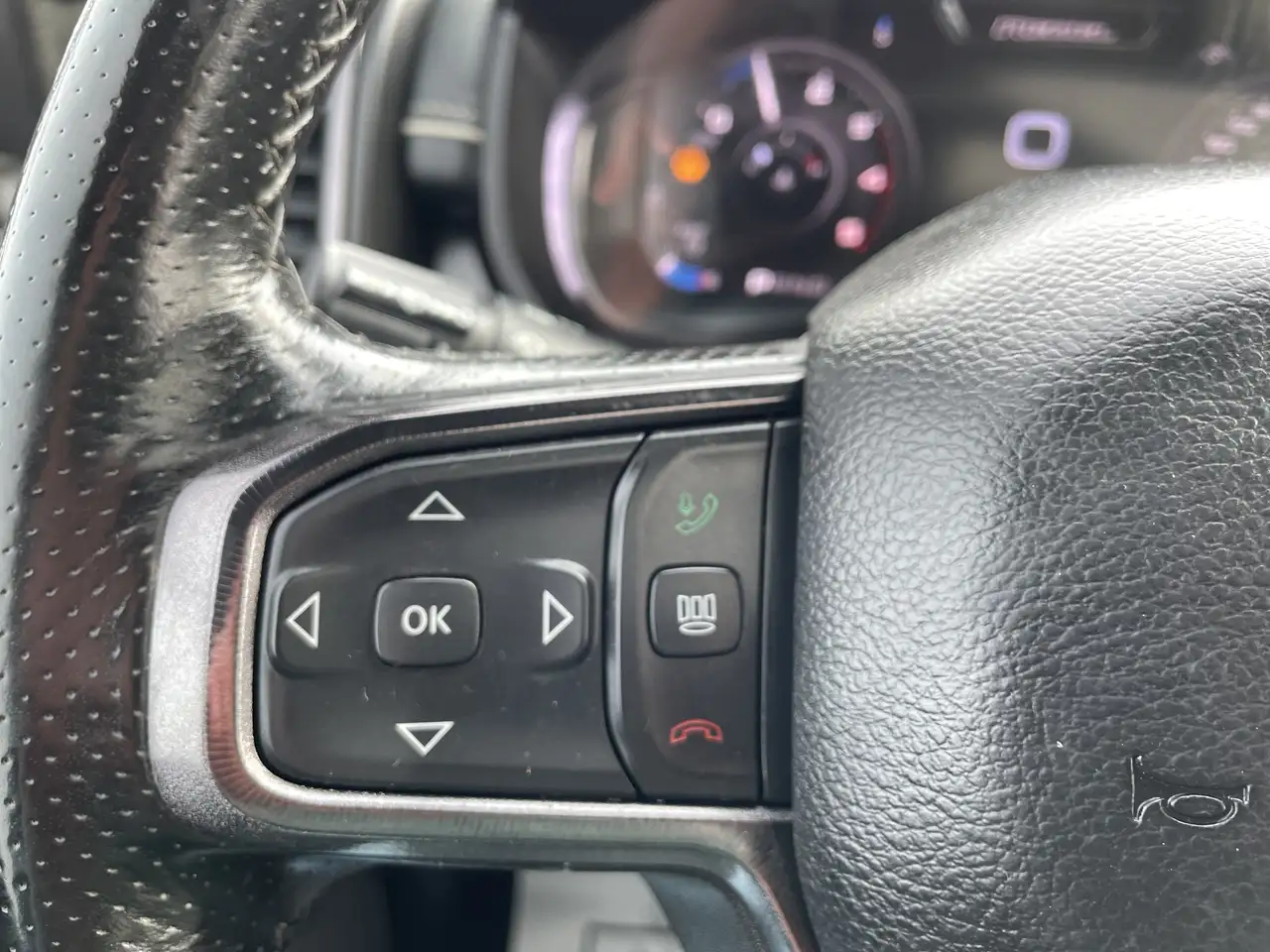 RAM 2500 снимка RAM 2500