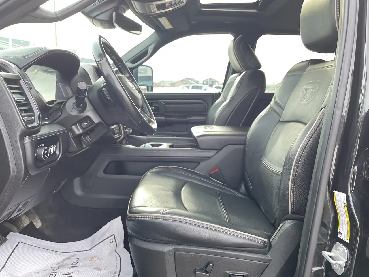 RAM 2500 снимка RAM 2500
