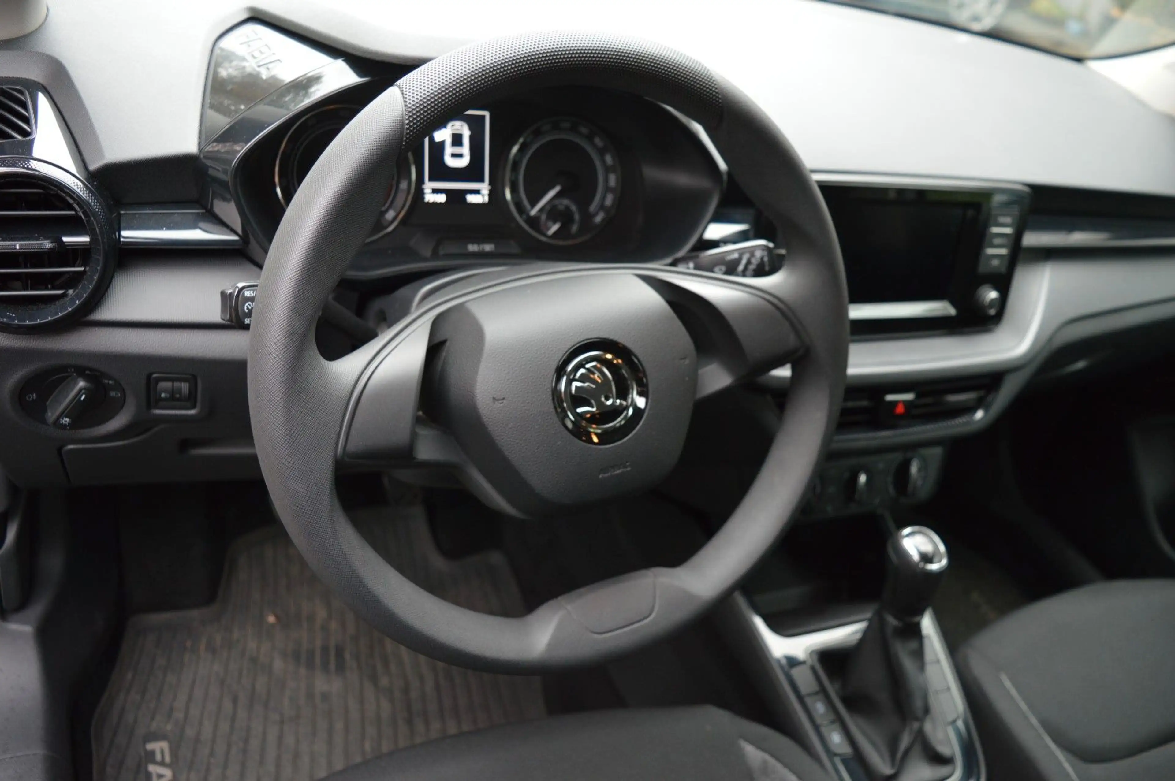 Skoda Fabia Active/SHZ/Klima/SmartLink — photo 6