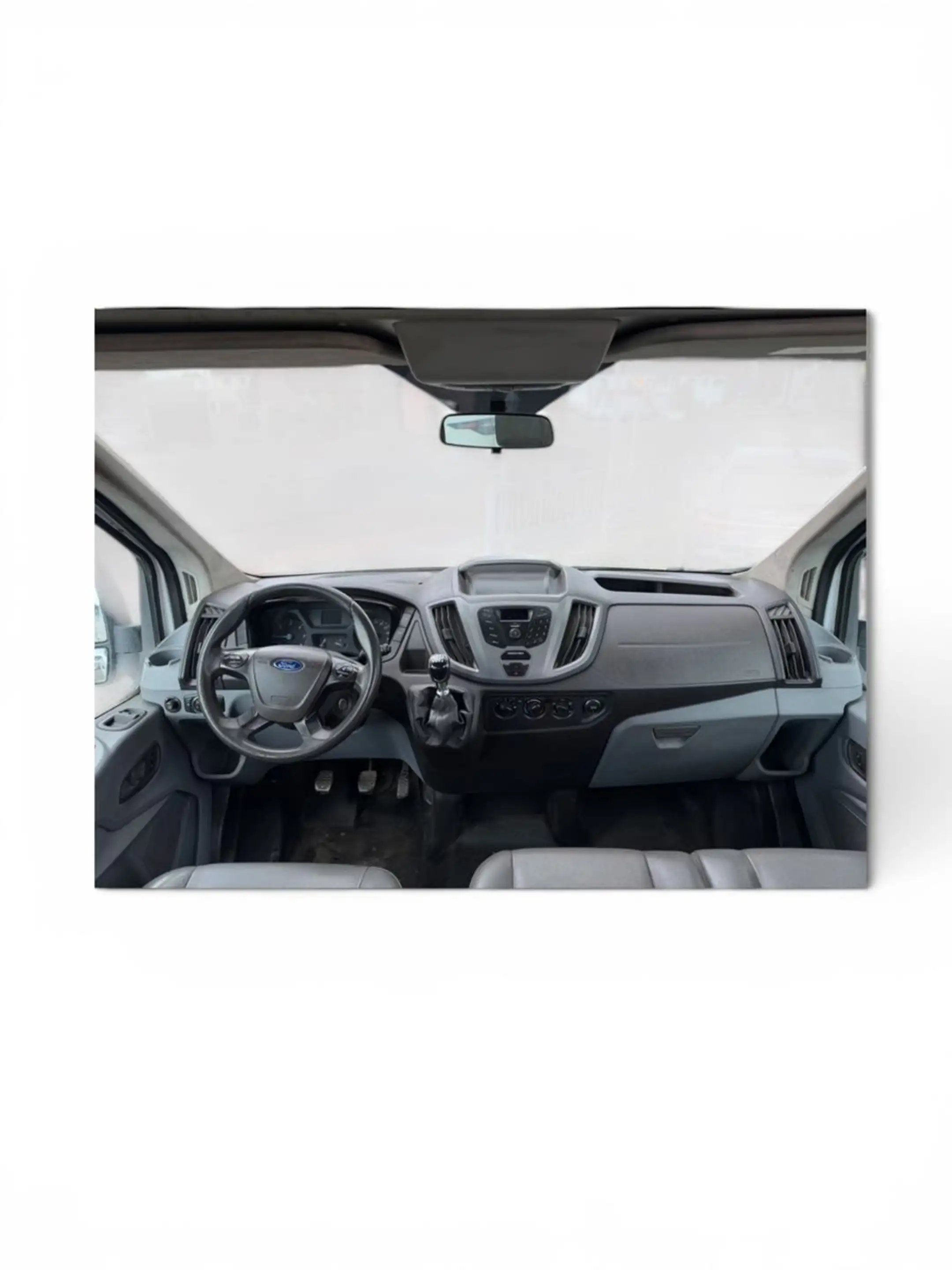 Ford Transit Kombi 330 L2 — photo 13