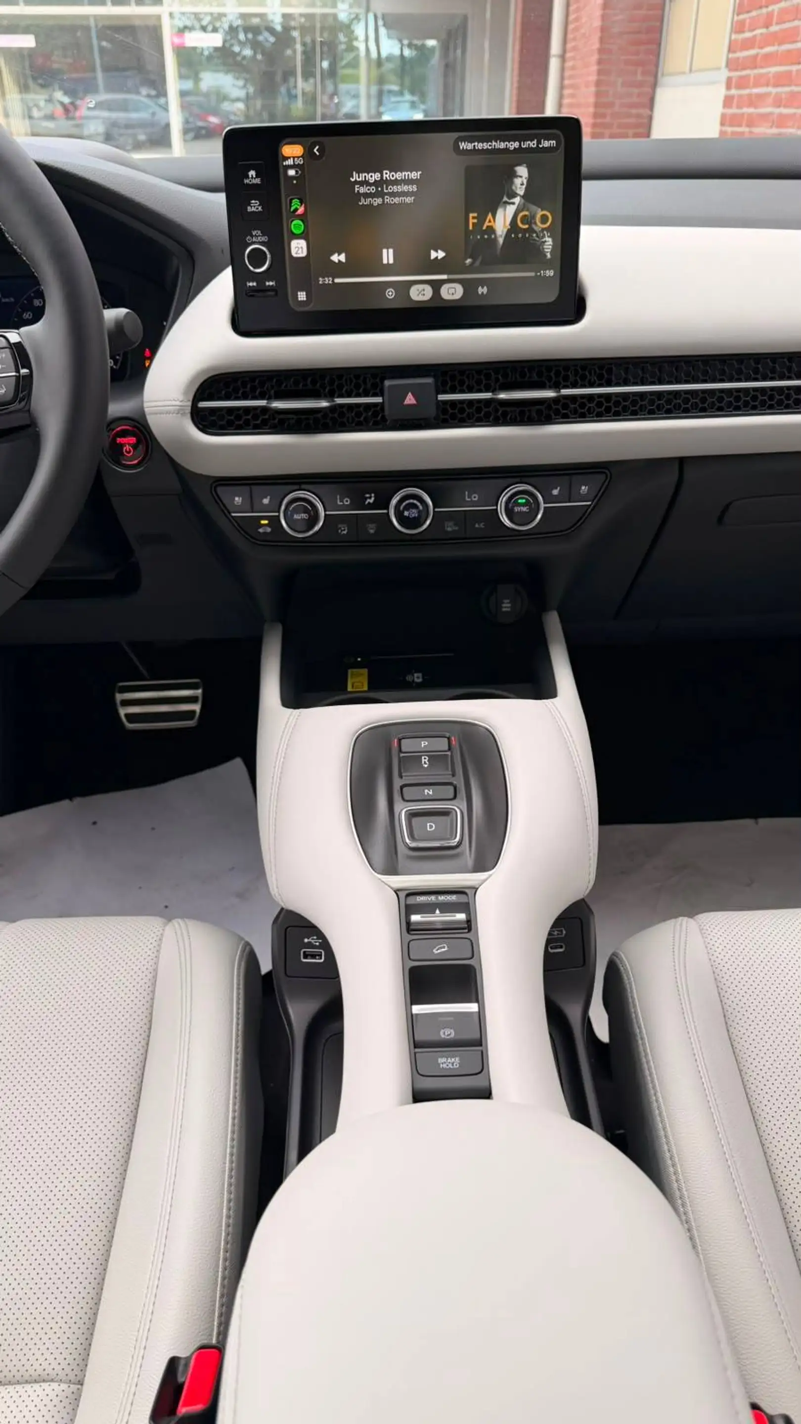 Honda ZR-V ZR-V e:HEV 2.0 i-MMD Hybrid Advance — photo 9