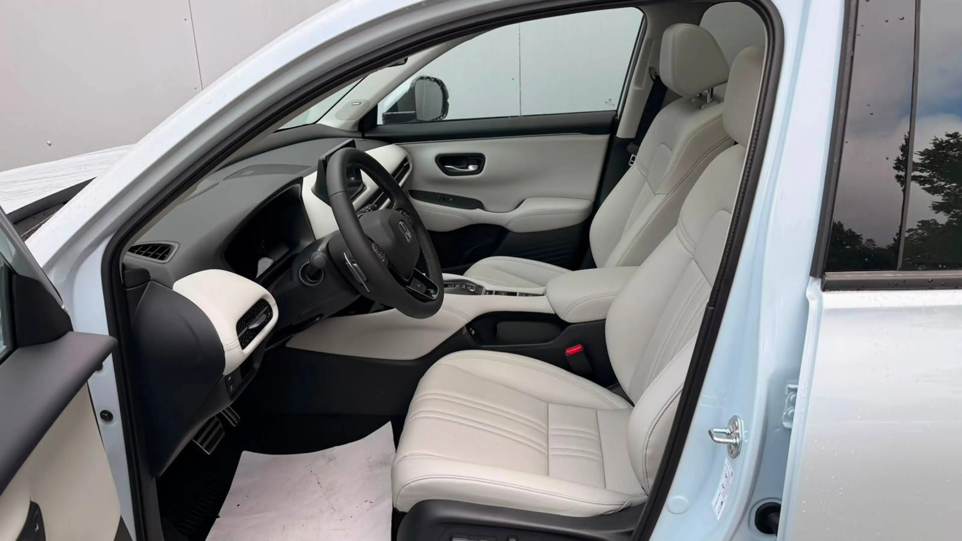 Honda ZR-V ZR-V e:HEV 2.0 i-MMD Hybrid Advance — photo 6