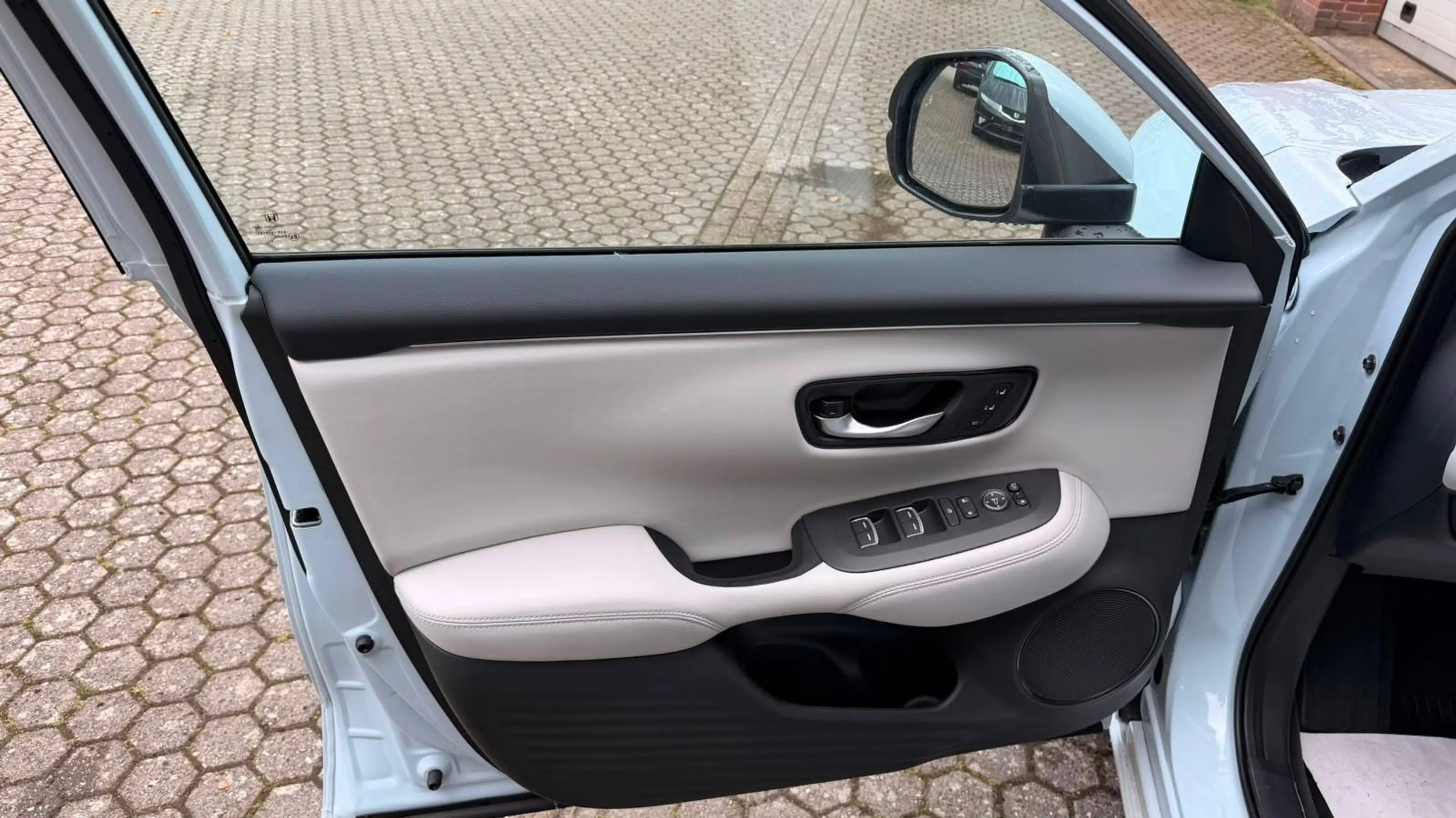 Honda ZR-V ZR-V e:HEV 2.0 i-MMD Hybrid Advance — photo 7