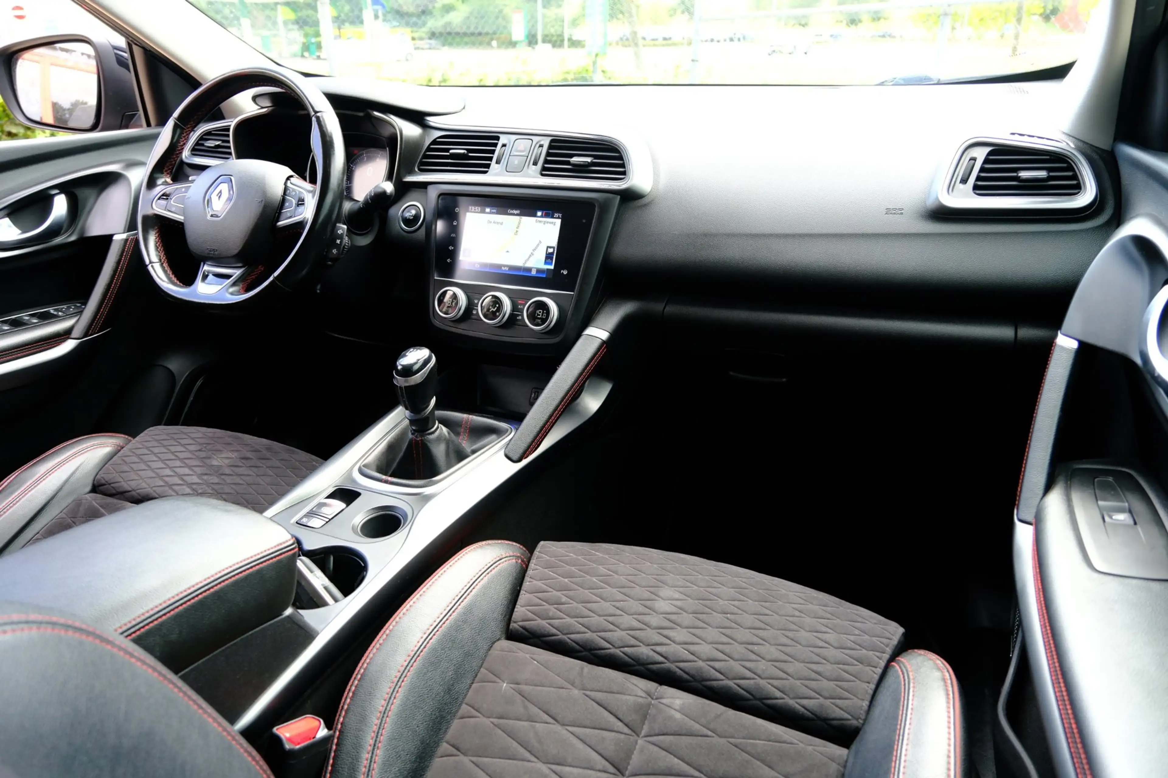 Renault Kadjar 1.3 TCe Black Edition Pano|Navi|Cam|Leder-Alcantar — photo 5