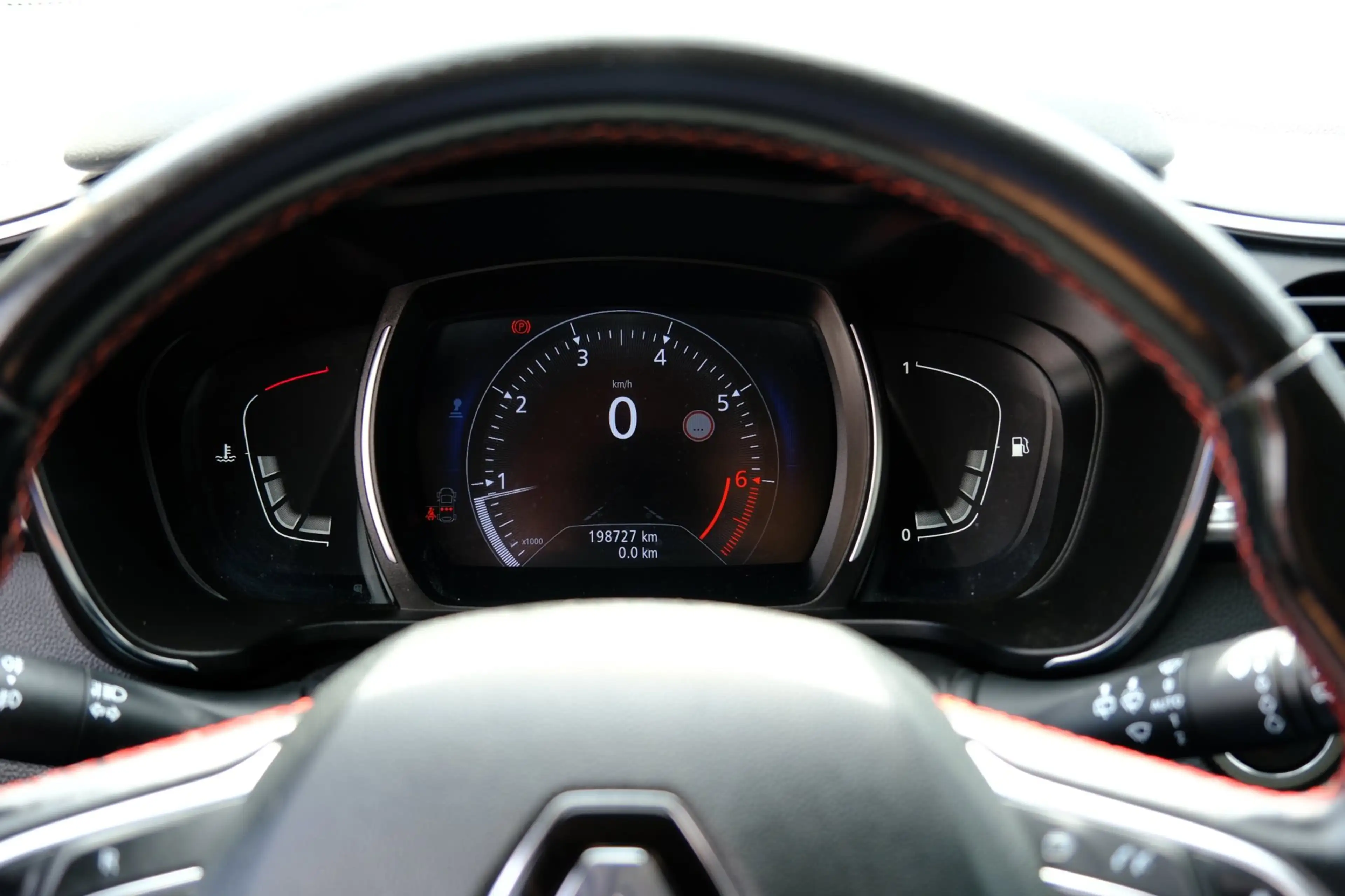 Renault Kadjar 1.3 TCe Black Edition Pano|Navi|Cam|Leder-Alcantar — photo 12